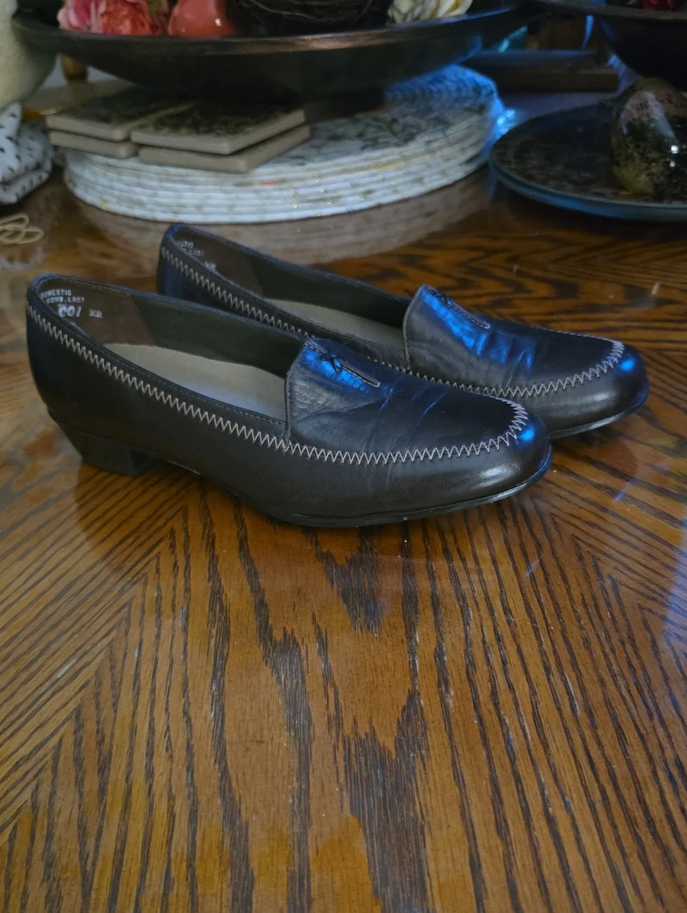 Munro American Brown Leather Flats